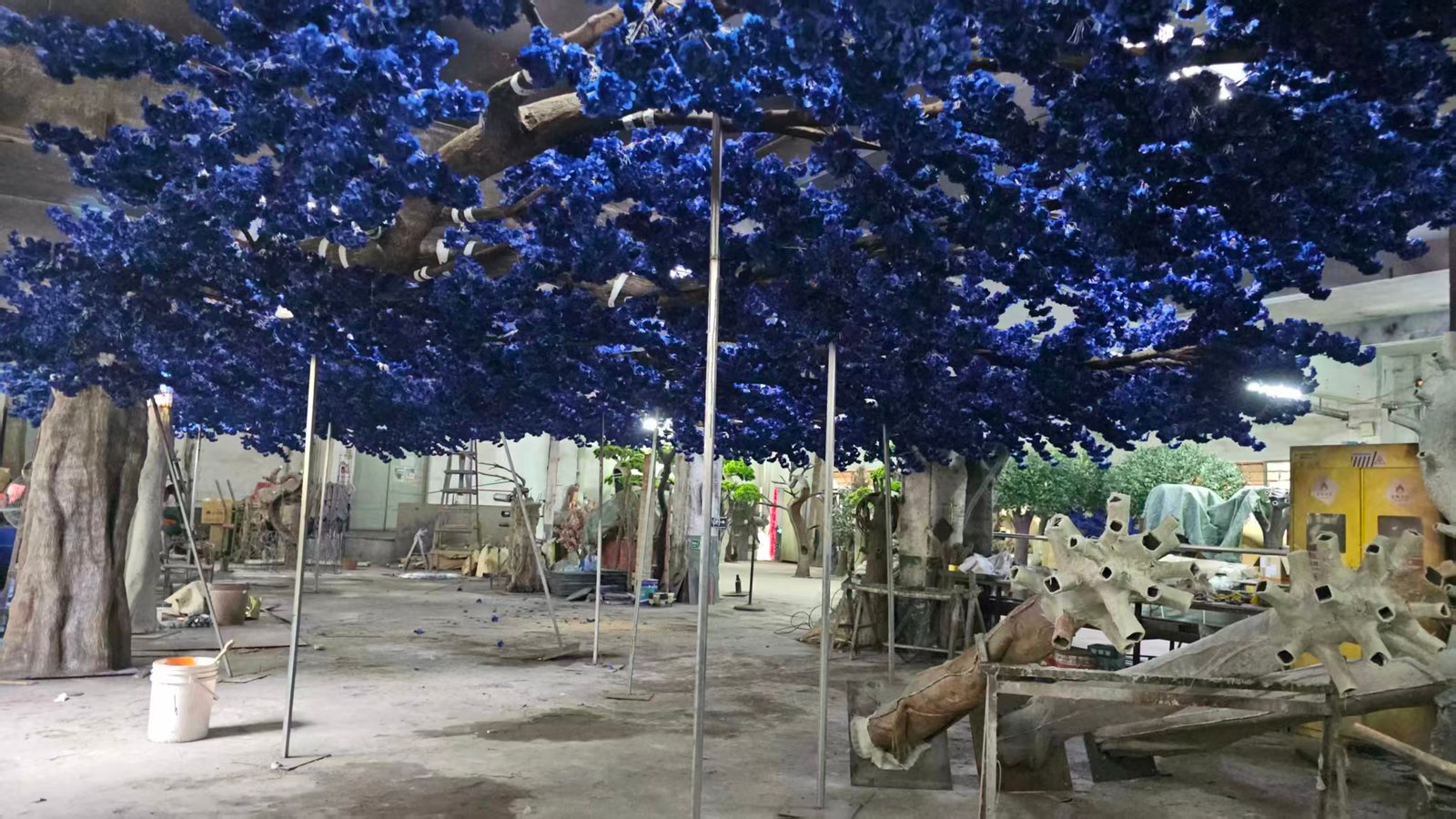custom-artificial-tree-production