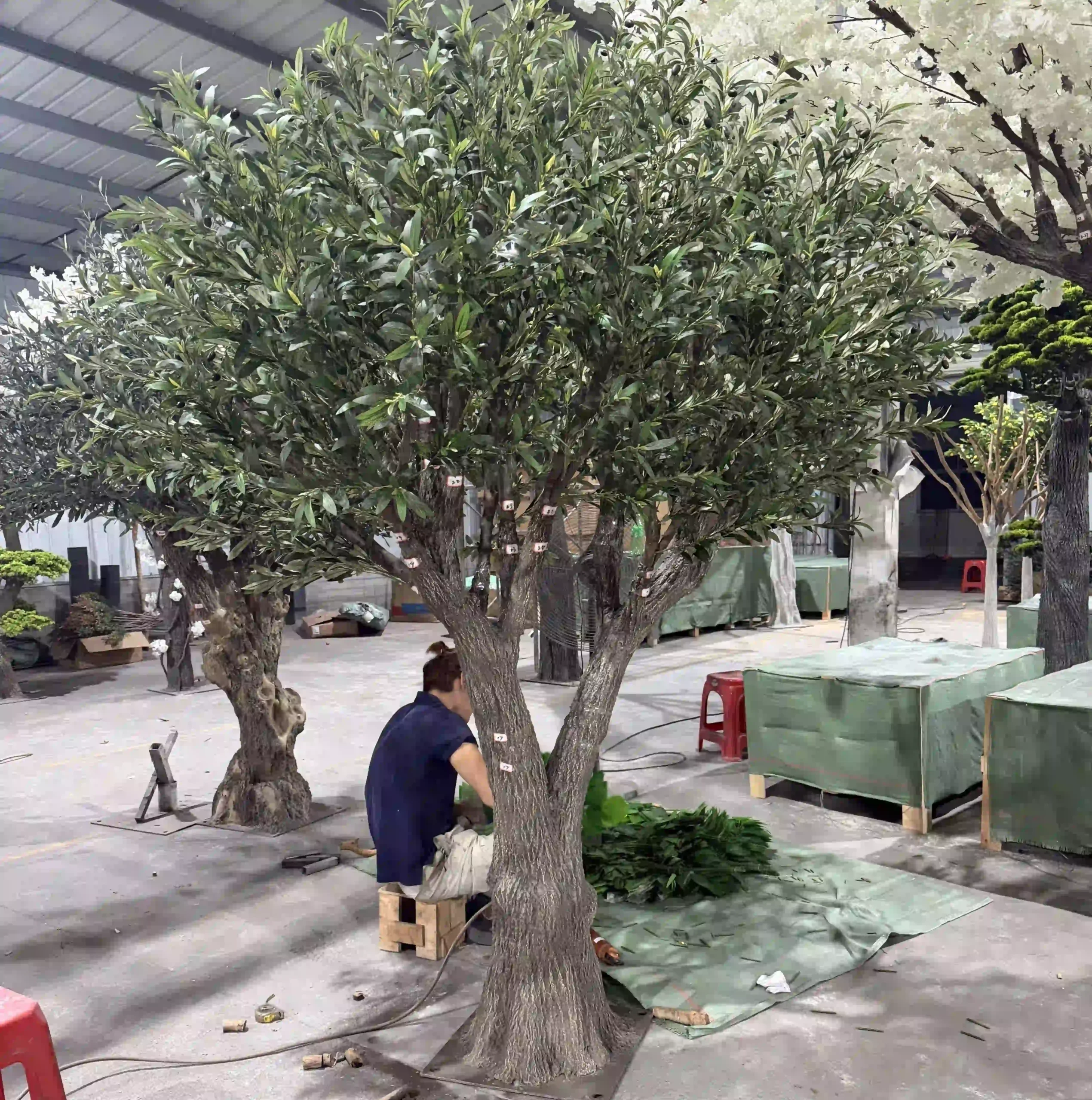 Mediterranean artificial olive tree for restaurant